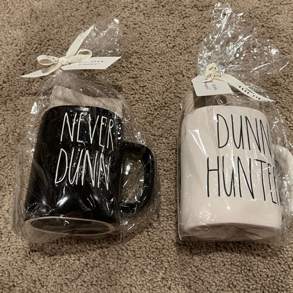 Other - ⭐️BOGO FREE⭐️ NWT Rae Dunn mug and tea towel gift sets